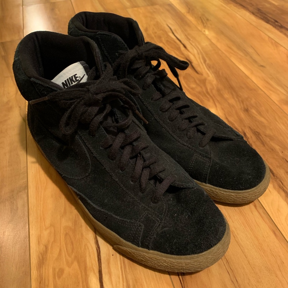 Nike Blazer - Suede Black w/ Gum Bottom - Men 11